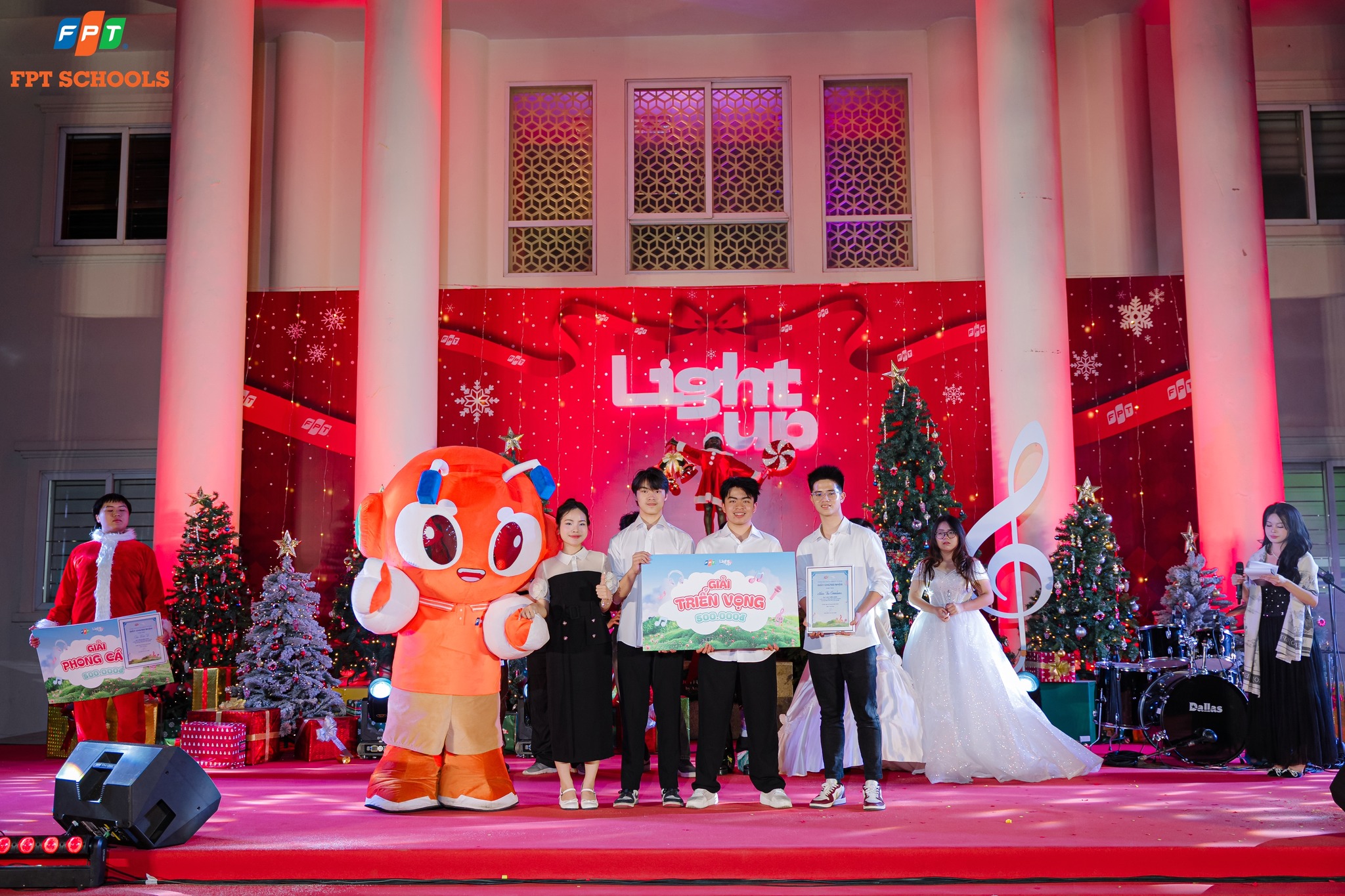 chung kết Light Up 2025 