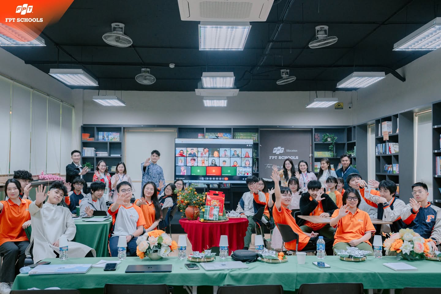 Lớp học không biên giới