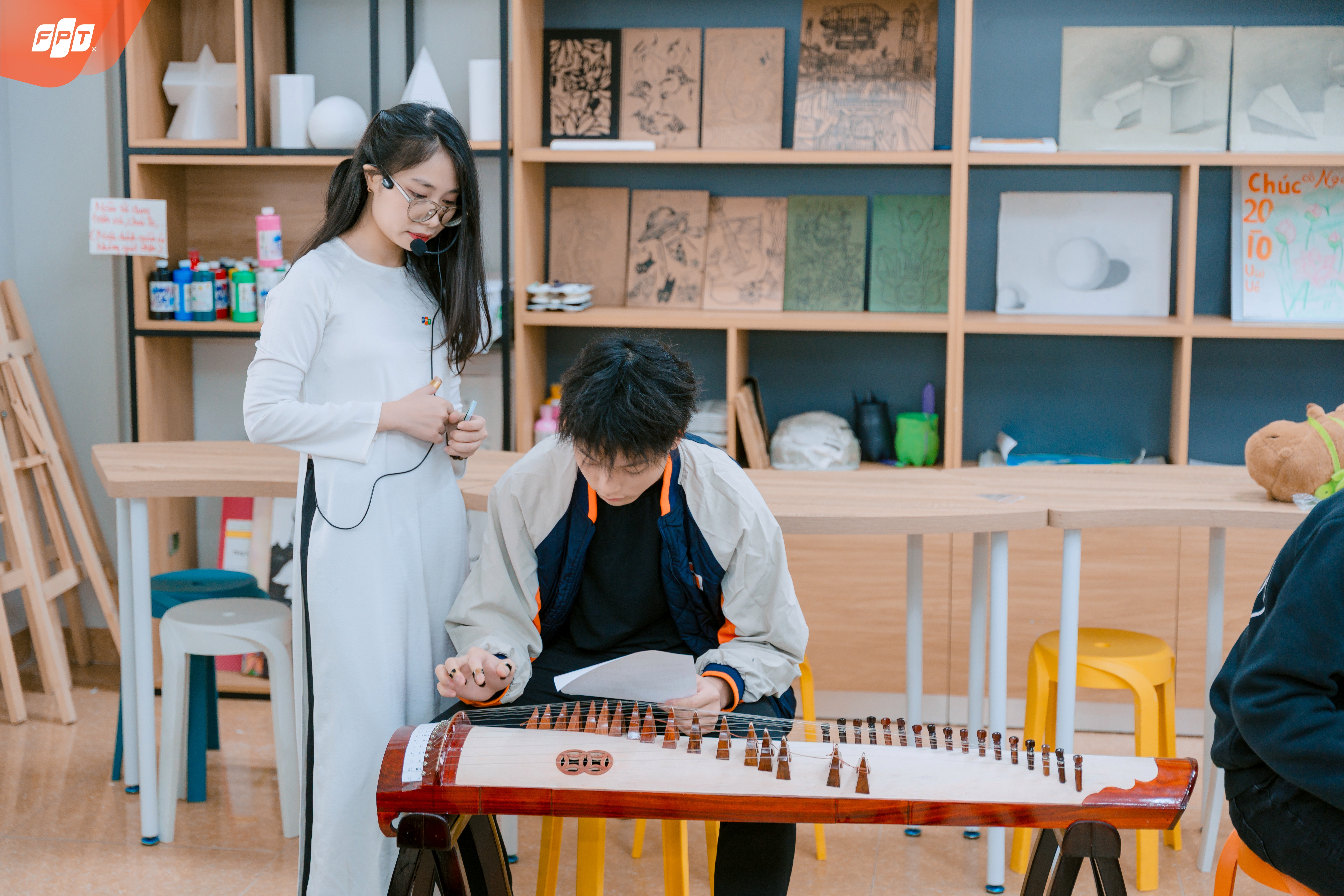 Gần 1000 PHHS hoà mình vào không khí sôi động của Mega Experience Day | FPT Schools