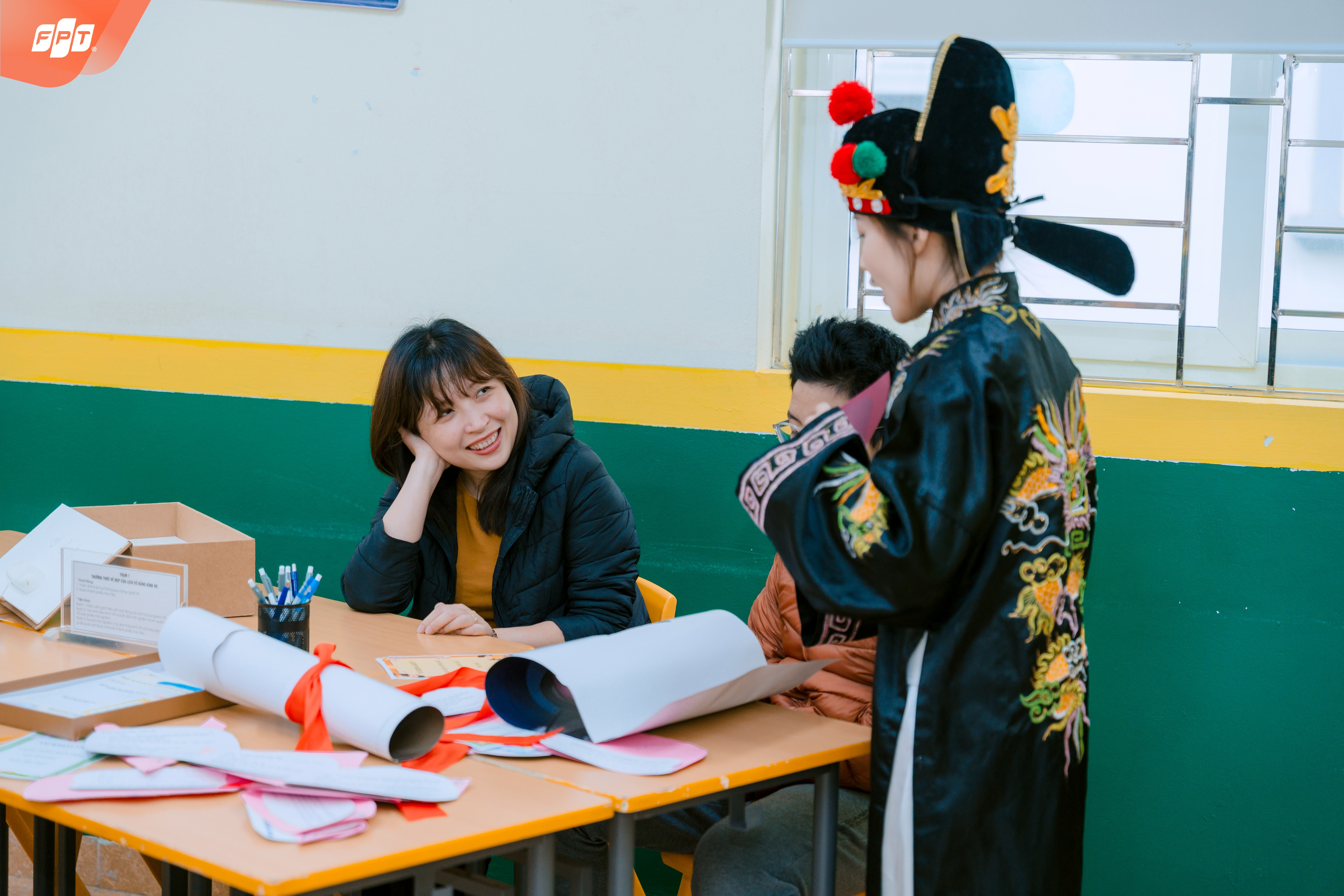 Gần 1000 PHHS hoà mình vào không khí sôi động của Mega Experience Day | FPT Schools