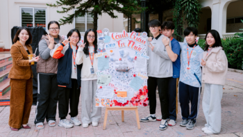 triển lãm báo tường 20/11